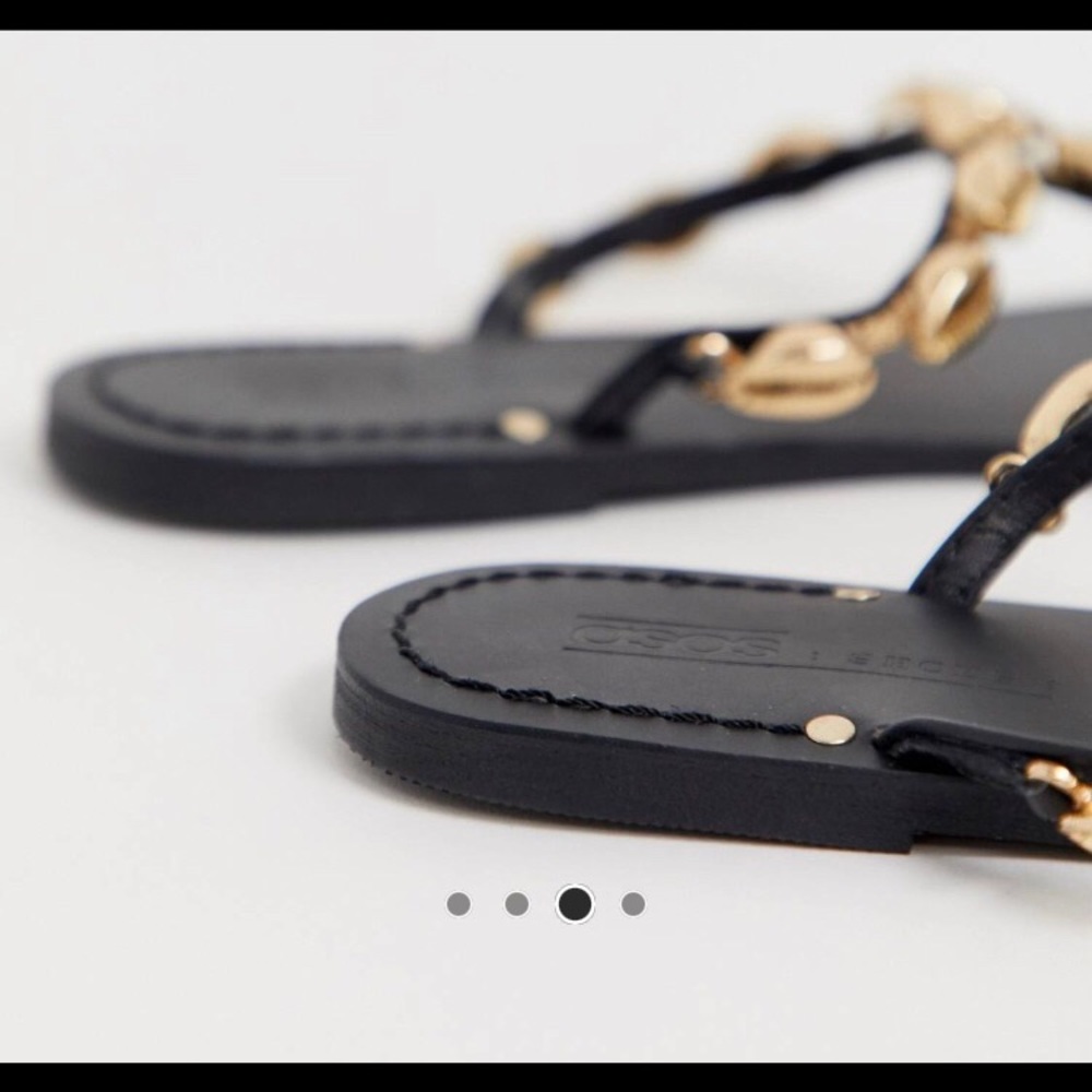 Gold Metal Shell Sandals - Picture 3 of 5